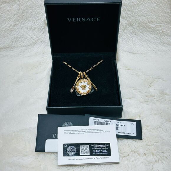 Versace Medusa Gold Miniature Plate Greca Engraved Pendant Necklace NWT $675 - Picture 7 of 14